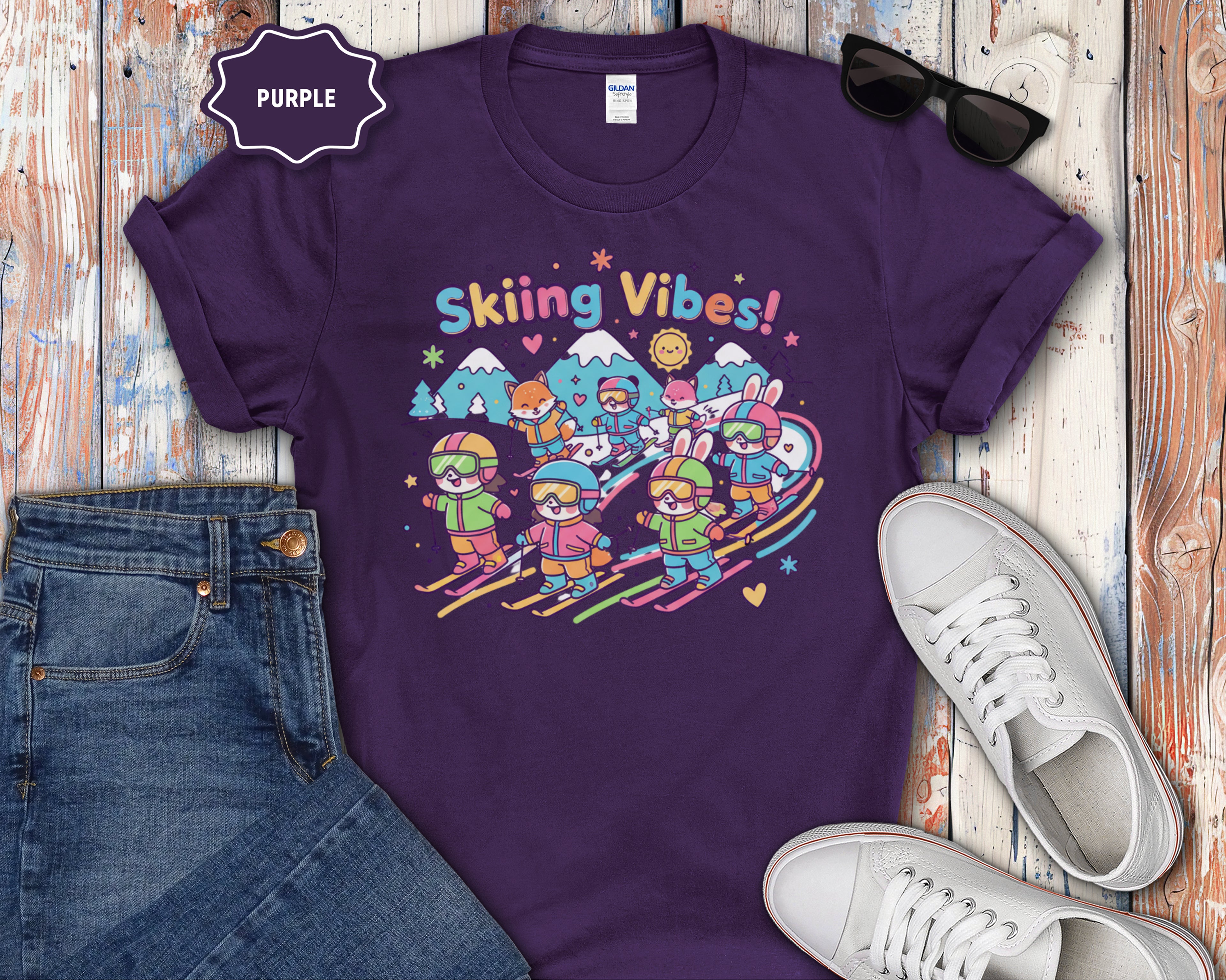 Cute Cartoon Skiers Skiing Vibes T-Shirt
