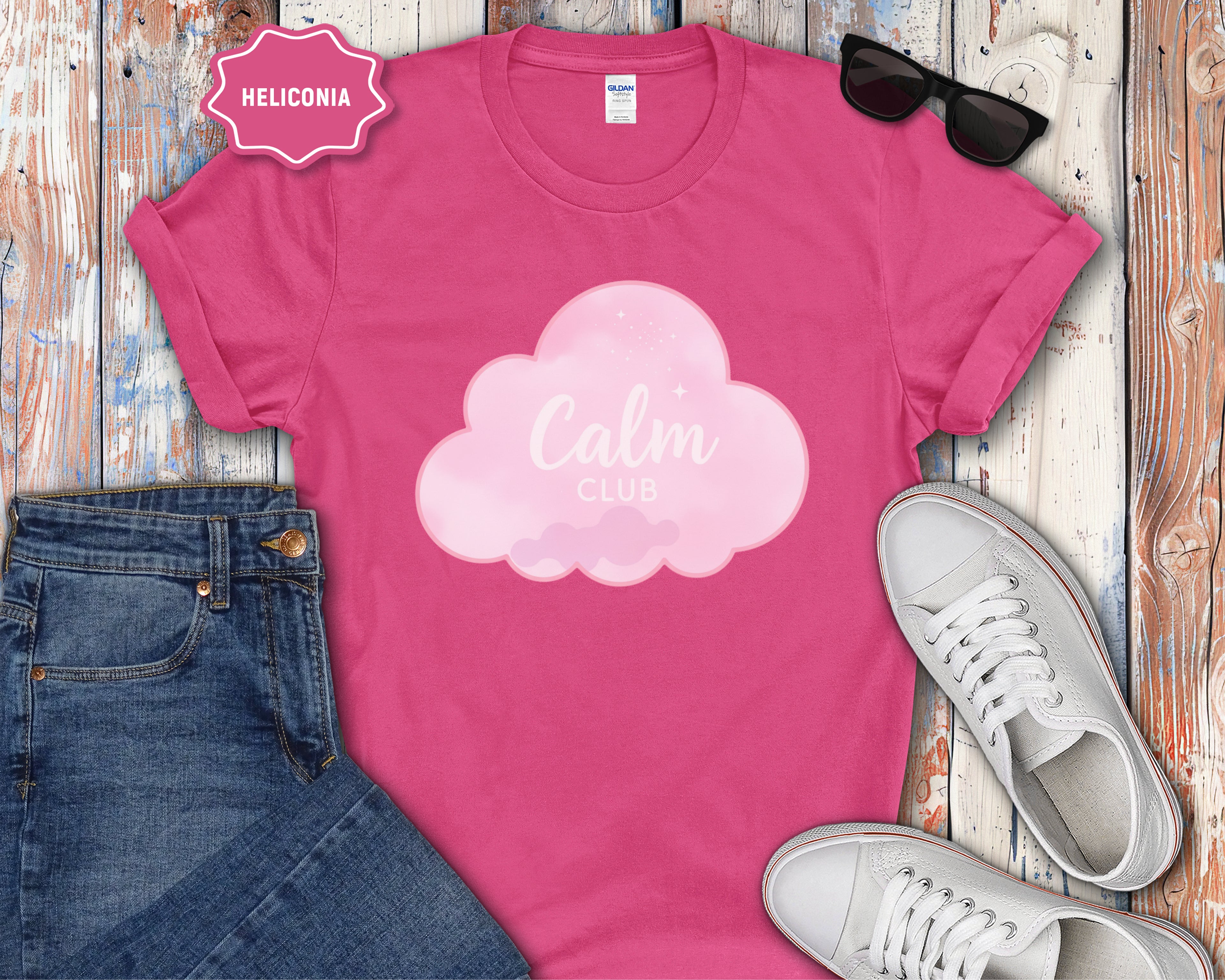 Calm Club circle design T-Shirt