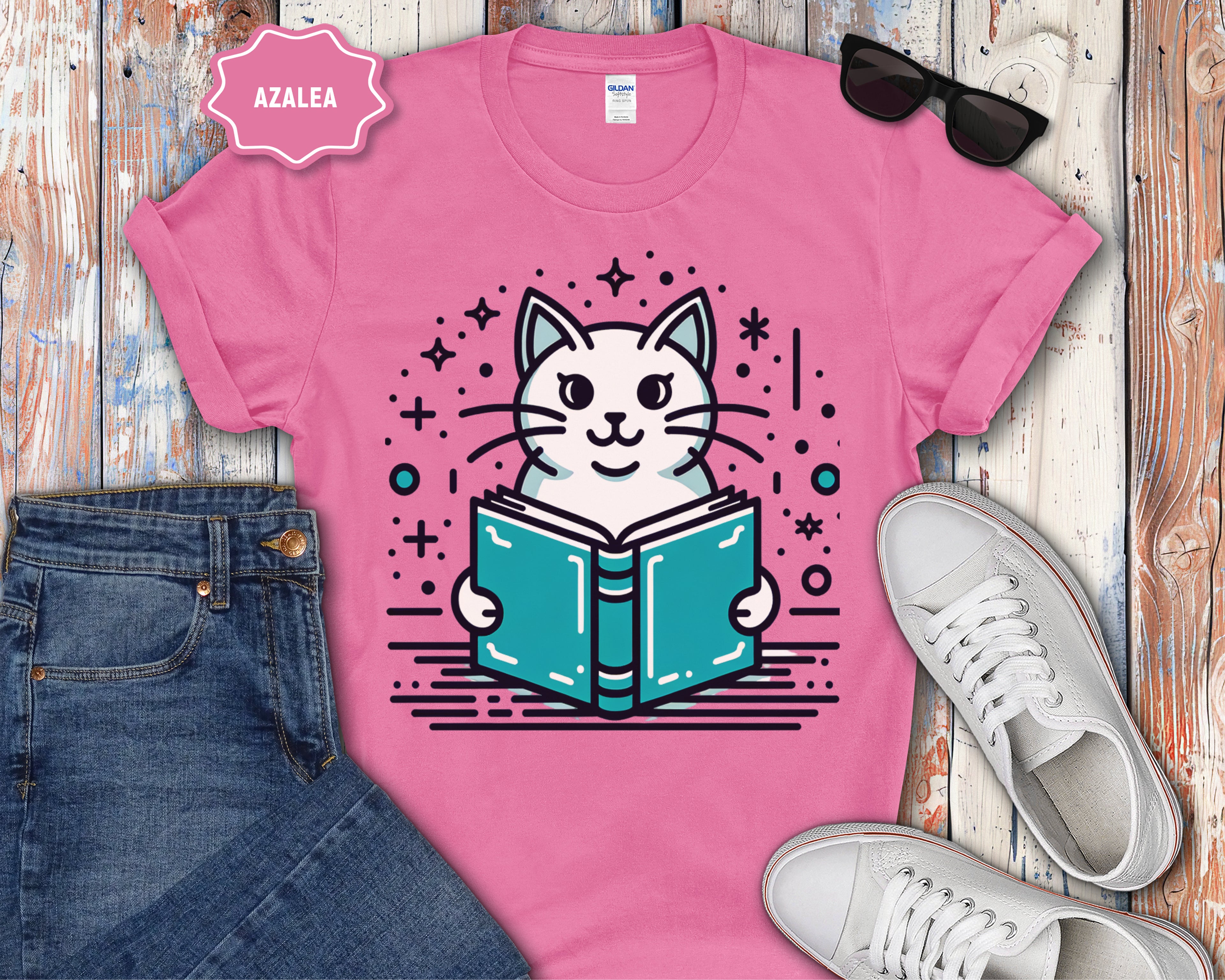 Artsy Cat Reading a Book T-Shirt