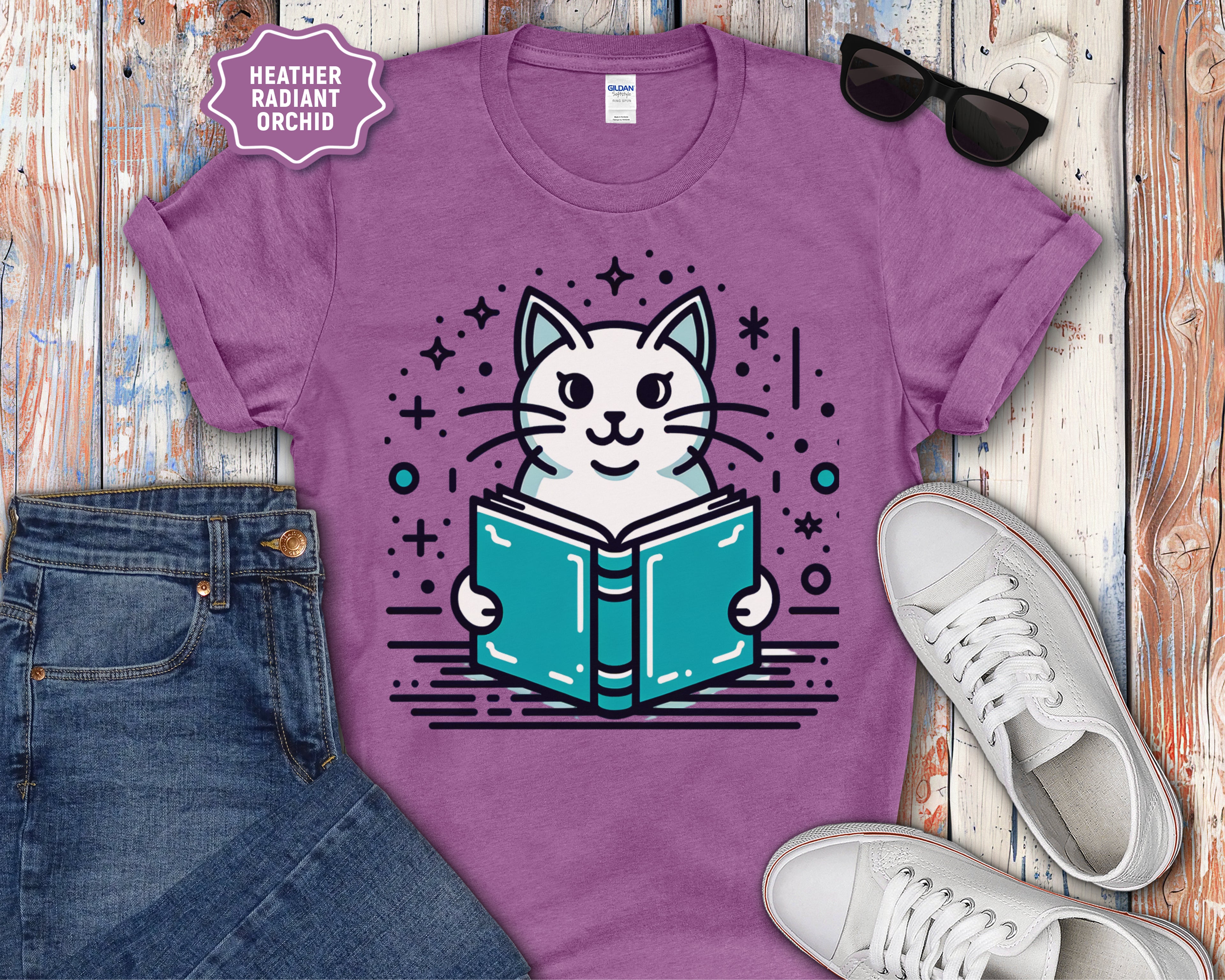 Artsy Cat Reading a Book T-Shirt